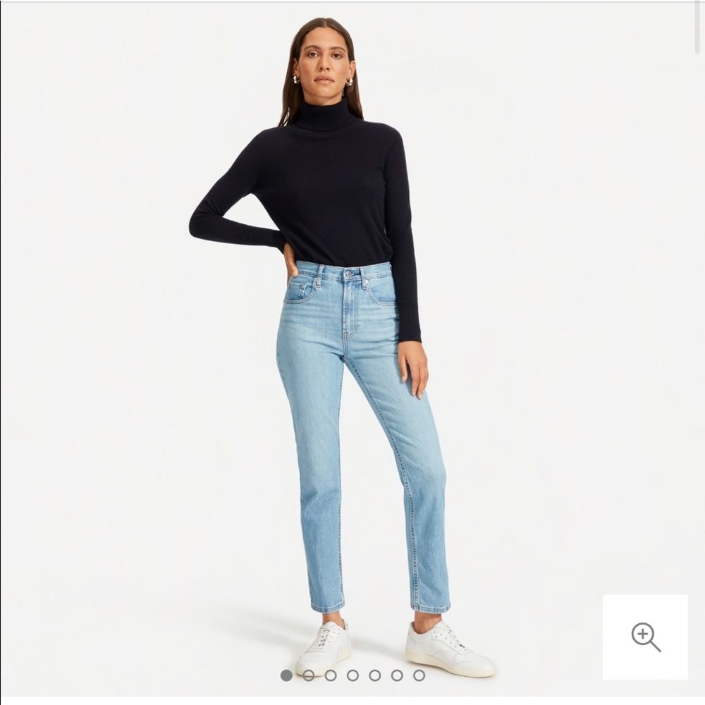 Everlane Cheeky Straight Jean